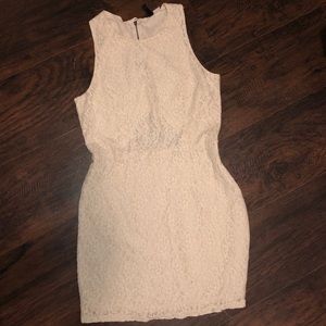 Lace dress little cut out in the back